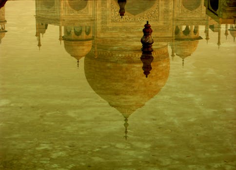 Regal Dawn at The Oberoi Amarvilas, Agra